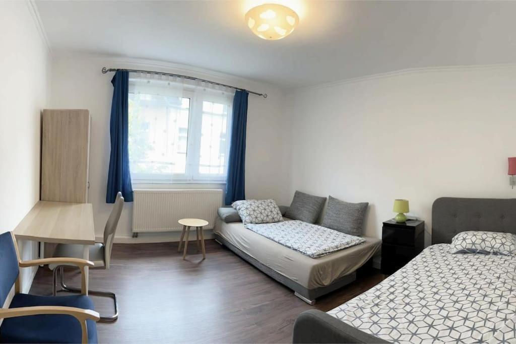 Duesseldorf Messe And Airport, 2-Bedroom Apartment With Kitchen And Garden Duisburg Exterior photo