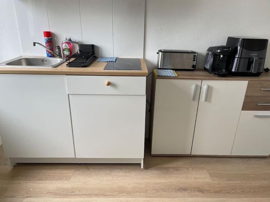 Duesseldorf Messe And Airport, 2-Bedroom Apartment With Kitchen And Garden Duisburg Exterior photo
